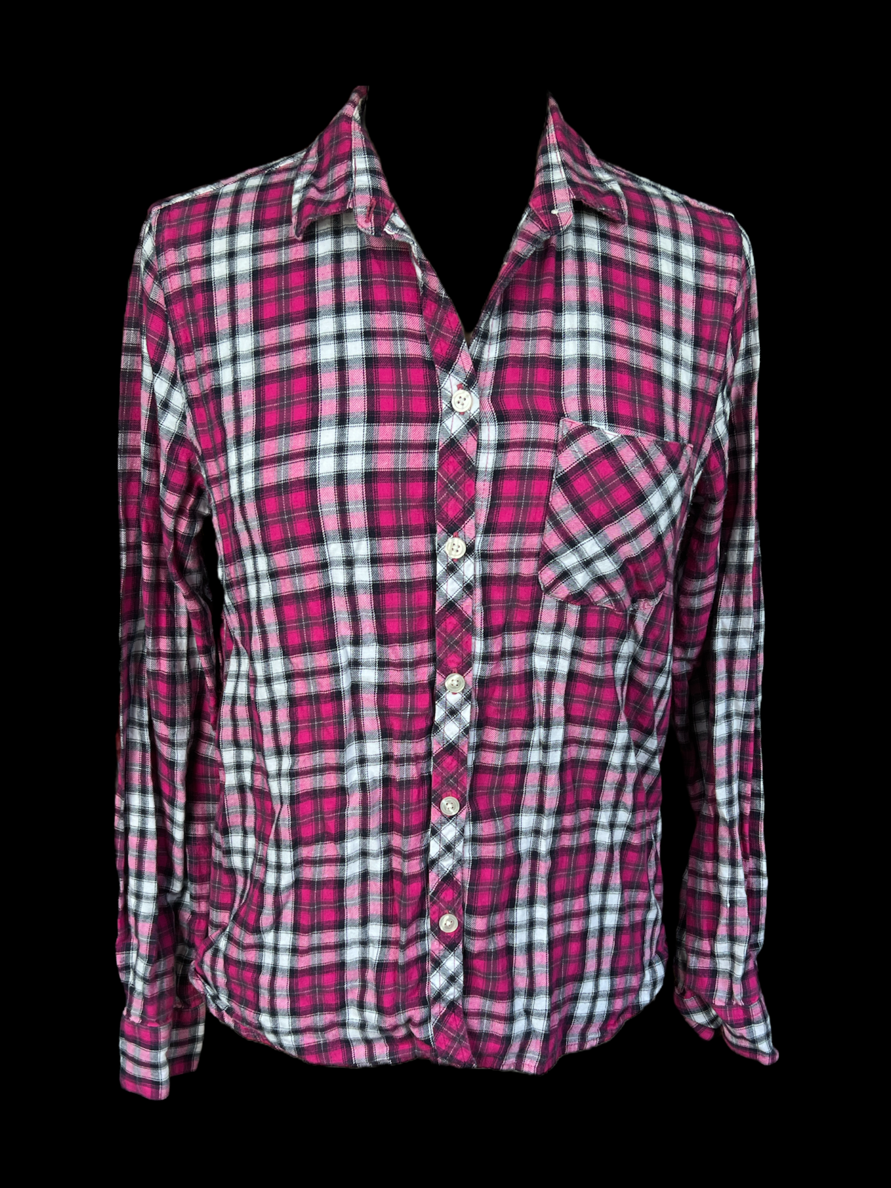 M/L Pink, black, & white plaid flannel button down w/ front pocket